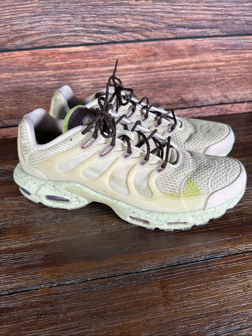 Nike Men’s Light Green Nike Air Max Terrascape Plus sneakers